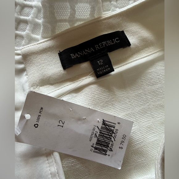 Banana Republic, size 12, white fit and flare quilted skirt - Picture 2 of 10